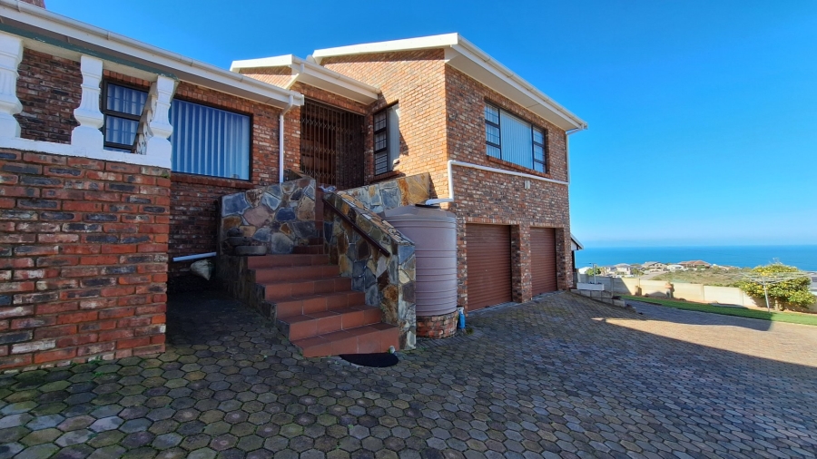 3 Bedroom Property for Sale in Dana Bay Western Cape